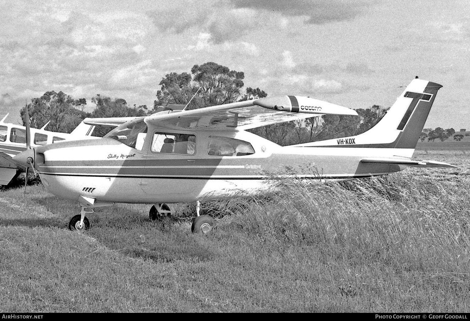 Aircraft Photo of VH-KDX | Cessna 210L Centurion II | Trans West Air Charter | AirHistory.net #378024