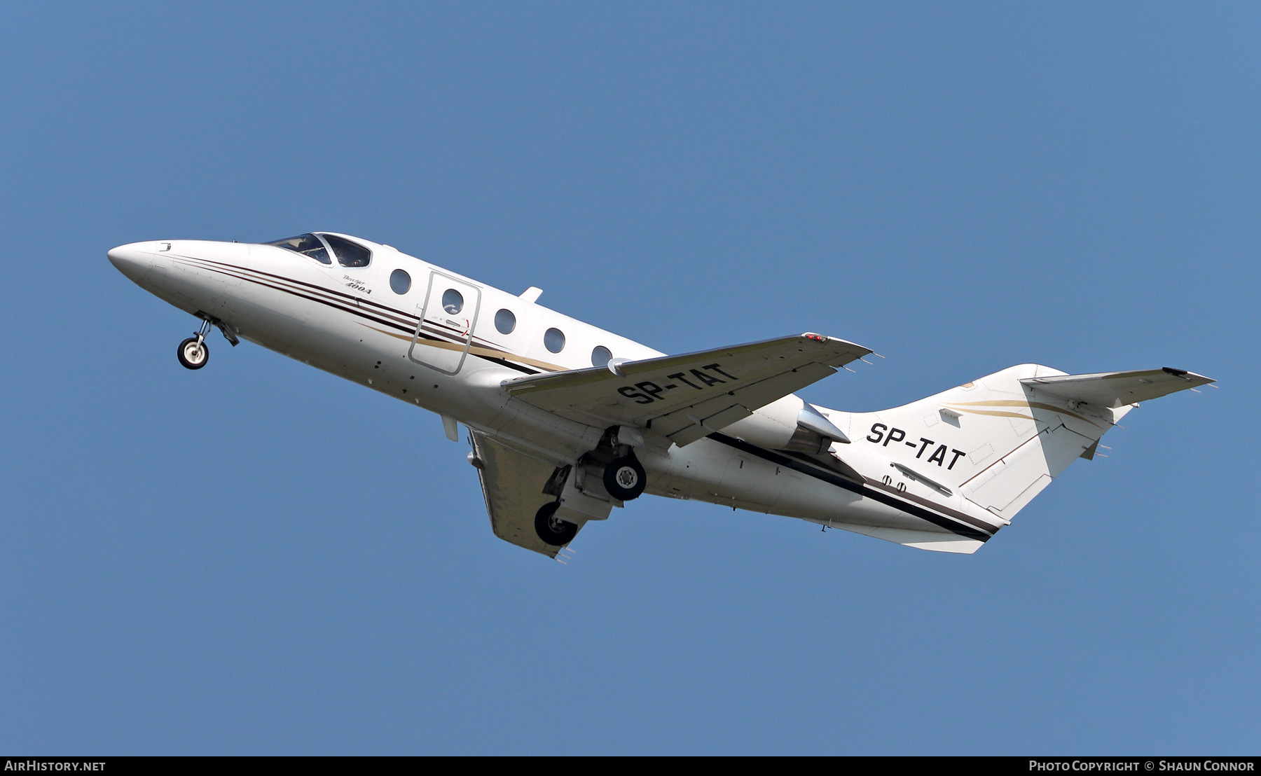 Aircraft Photo of SP-TAT | Beech Beechjet 400A | AirHistory.net #378047