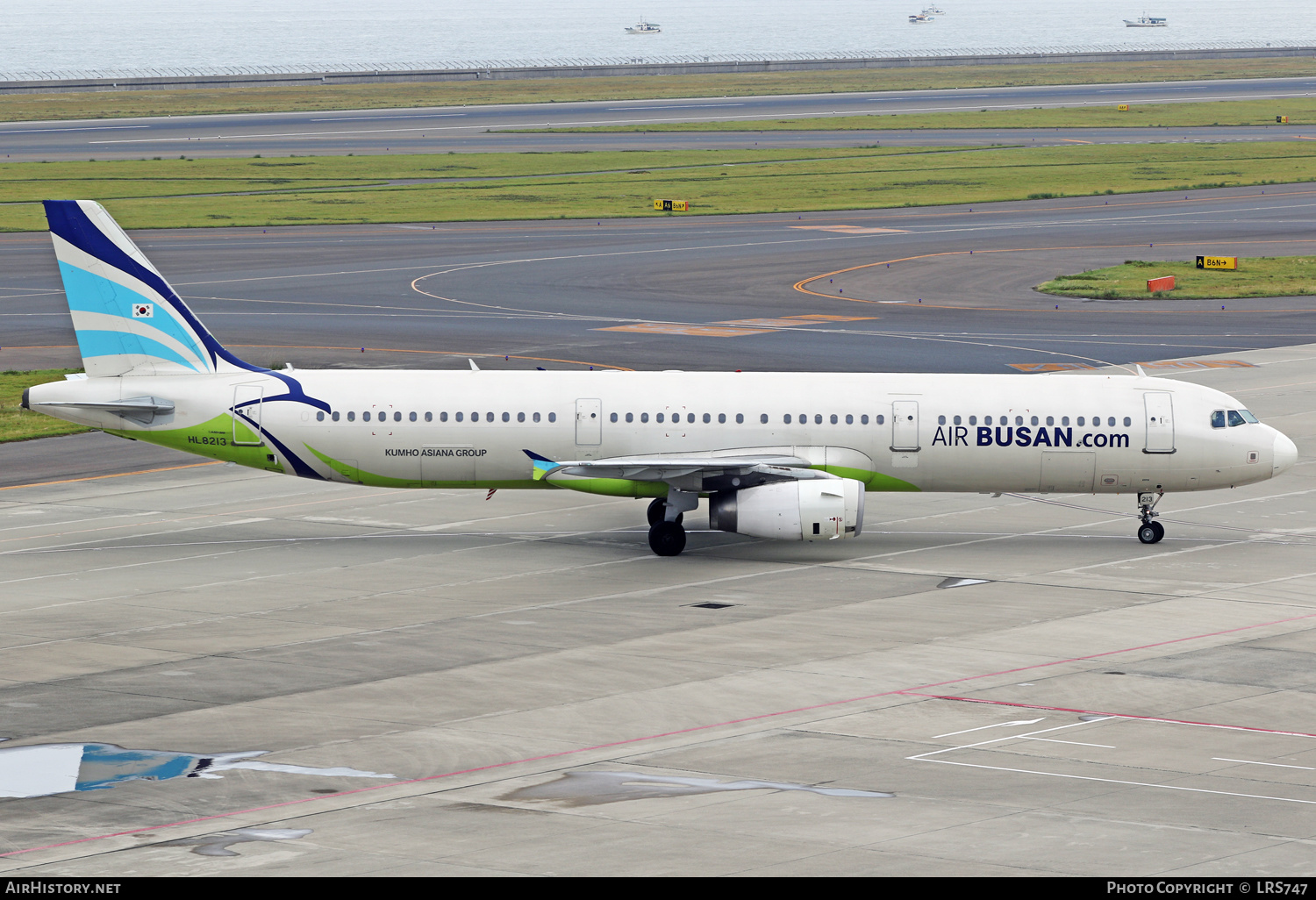 Aircraft Photo of HL8213 | Airbus A321-231 | Air Busan | AirHistory.net #378054