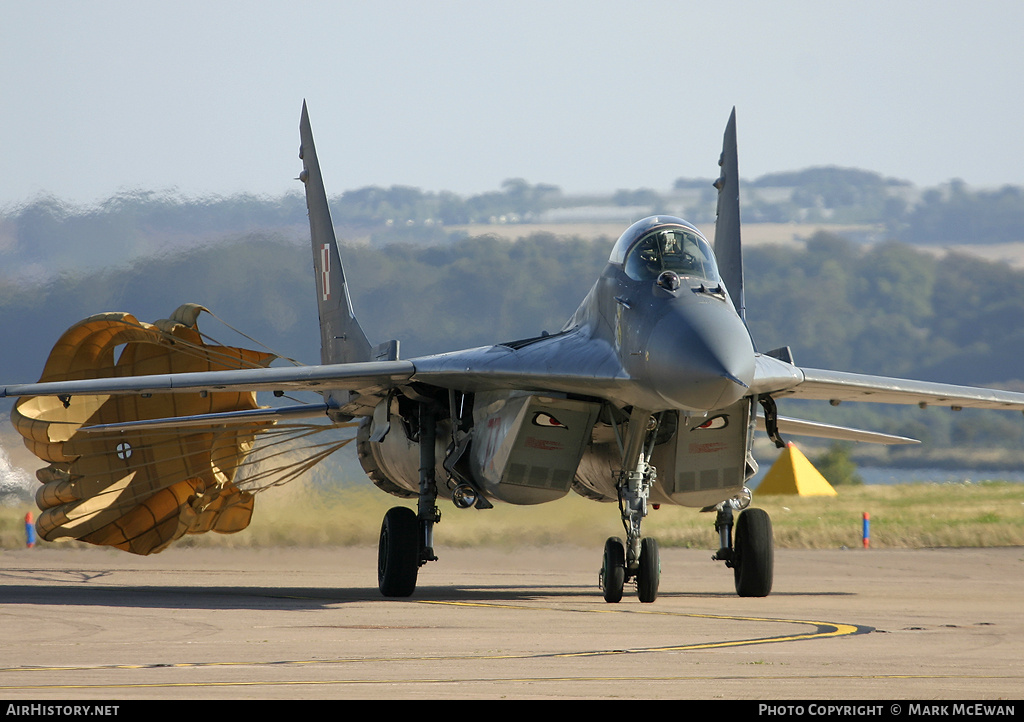 Aircraft Photo of 77 | Mikoyan-Gurevich MiG-29A (9-12A) | Poland - Air Force | AirHistory.net #378084