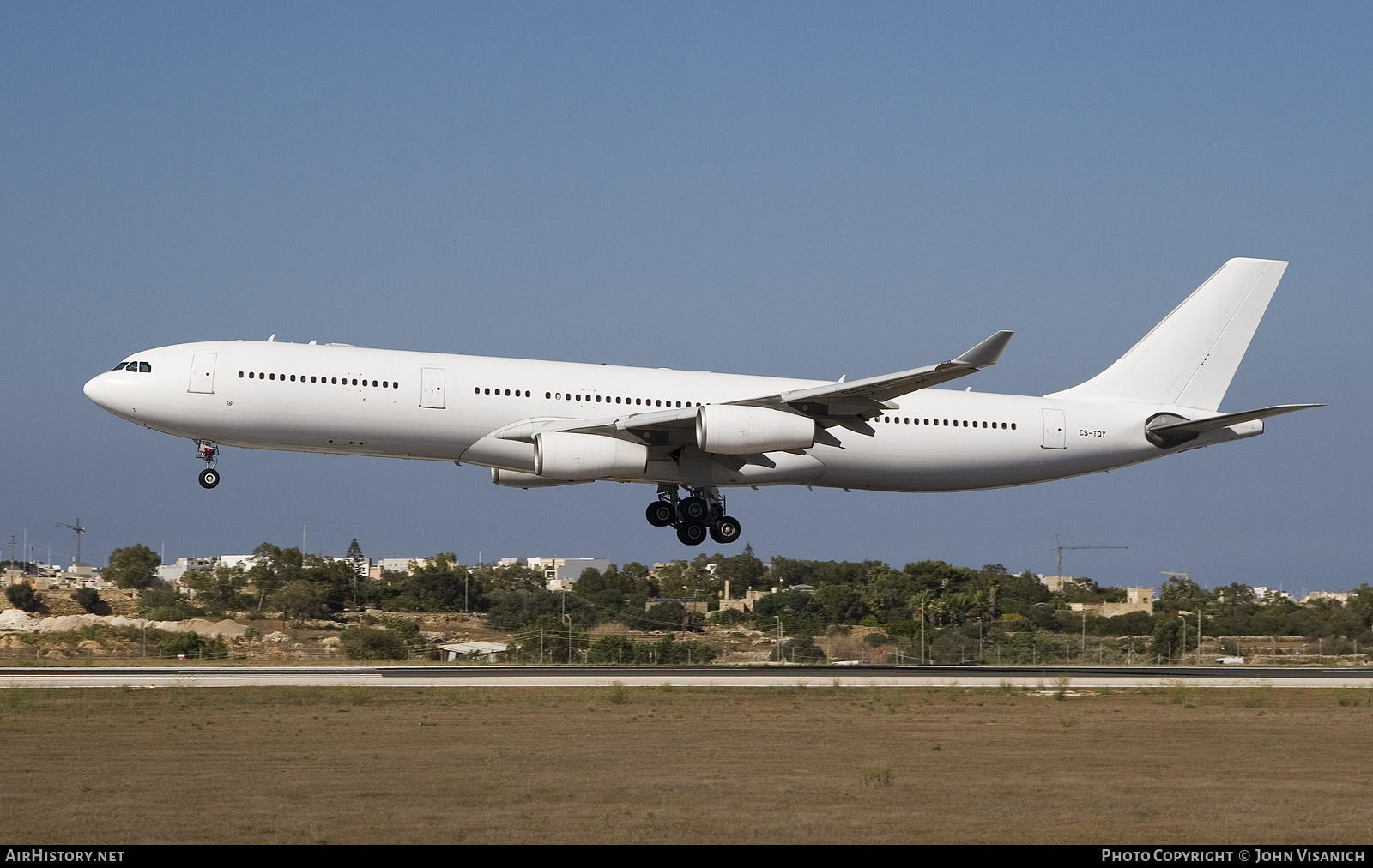 Aircraft Photo of CS-TQY | Airbus A340-313 | AirHistory.net #378115