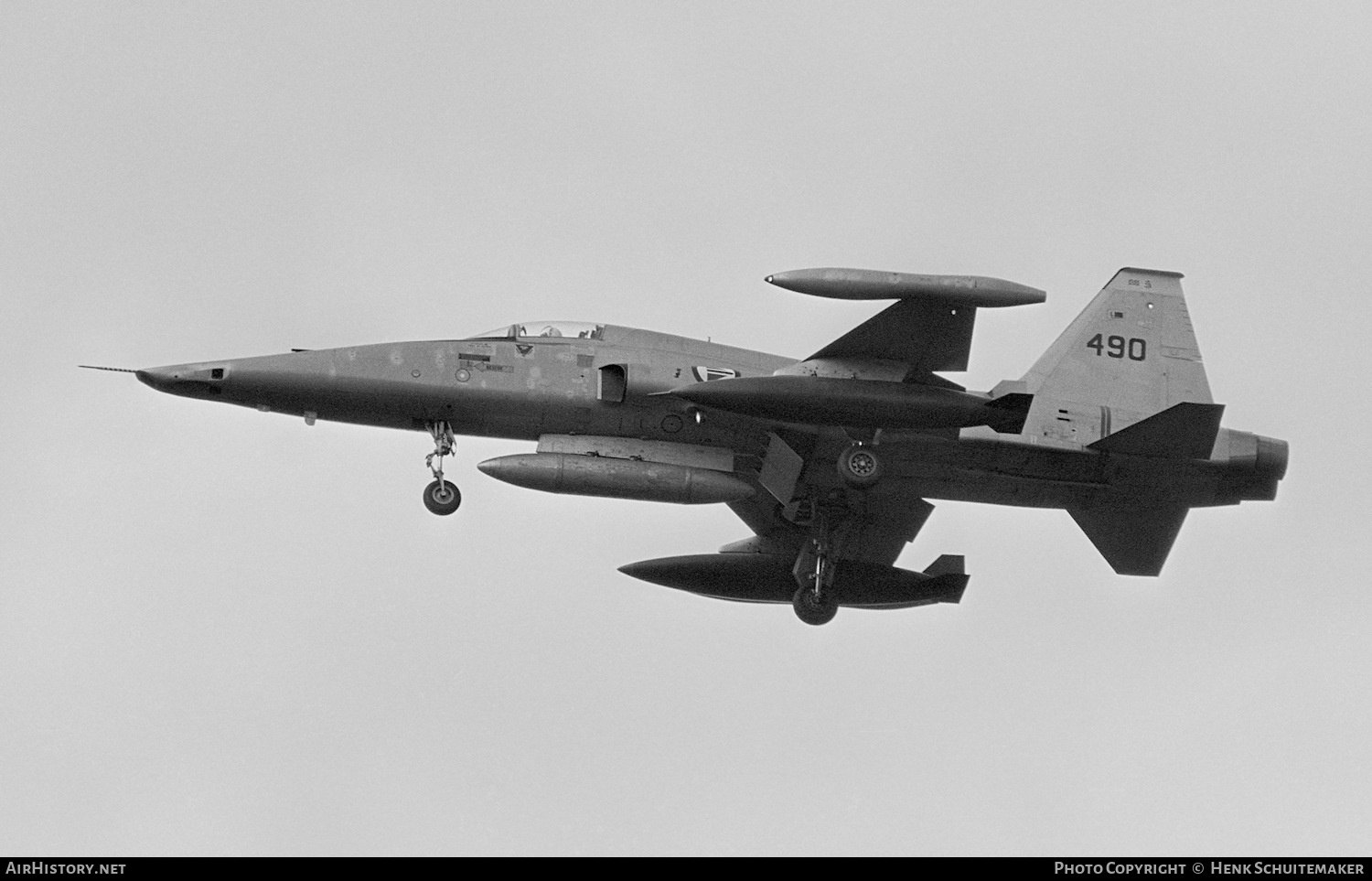 Aircraft Photo of 490 | Northrop RF-5A(G) Freedom Fighter | Norway - Air Force | AirHistory.net #378296