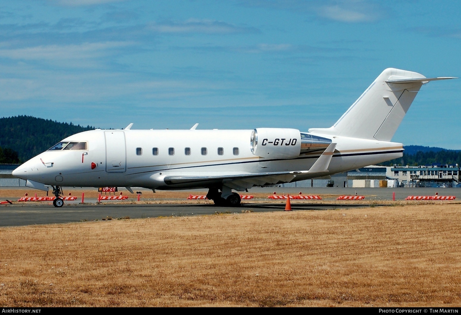 Aircraft Photo of C-GTJO | Bombardier Challenger 604 (CL-600-2B16) | AirHistory.net #378388