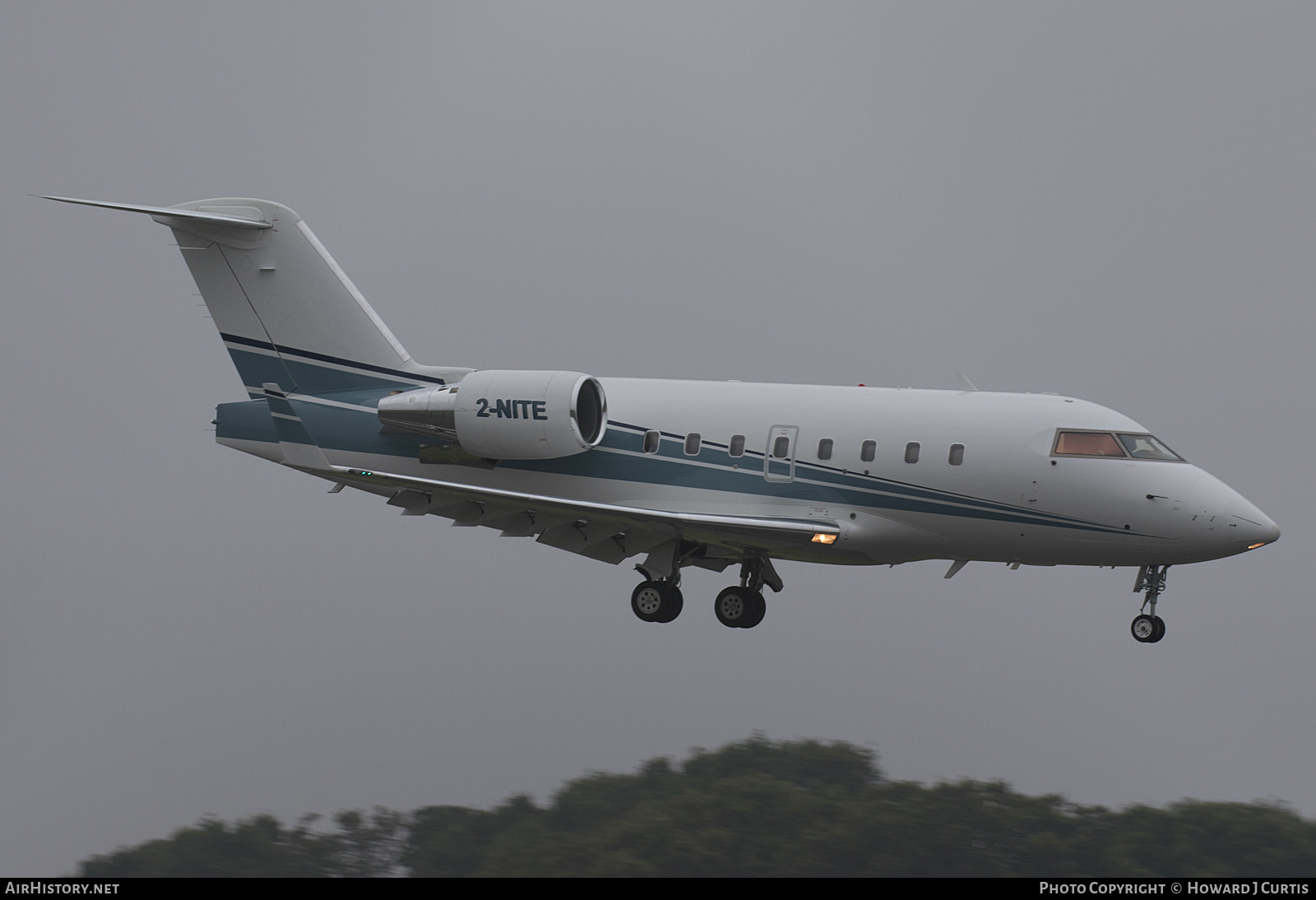 Aircraft Photo of 2-NITE | Bombardier Challenger 604 (CL-600-2B16) | AirHistory.net #378441