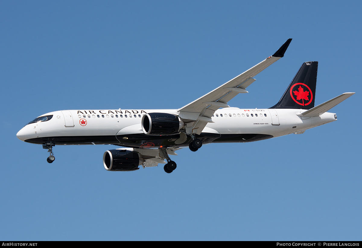 Aircraft Photo of C-GTZS | Airbus A220-371 (BD-500-1A11) | Air Canada | AirHistory.net #378540