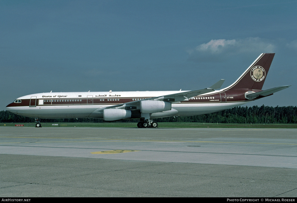 Aircraft Photo of A7-HHK | Airbus A340-211 | State of Qatar | AirHistory.net #378545