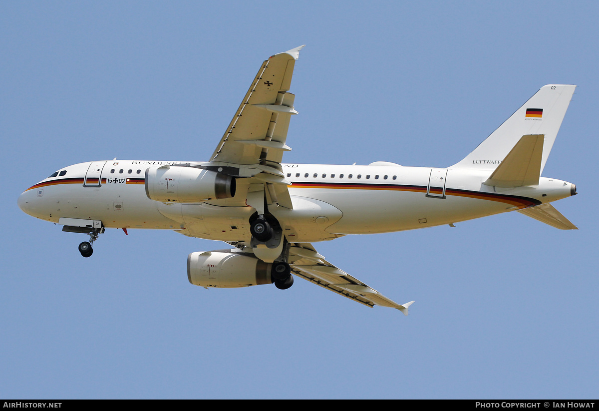 Aircraft Photo of 1502 | Airbus ACJ319 (A319-133/CJ) | Germany - Air Force | AirHistory.net #378739