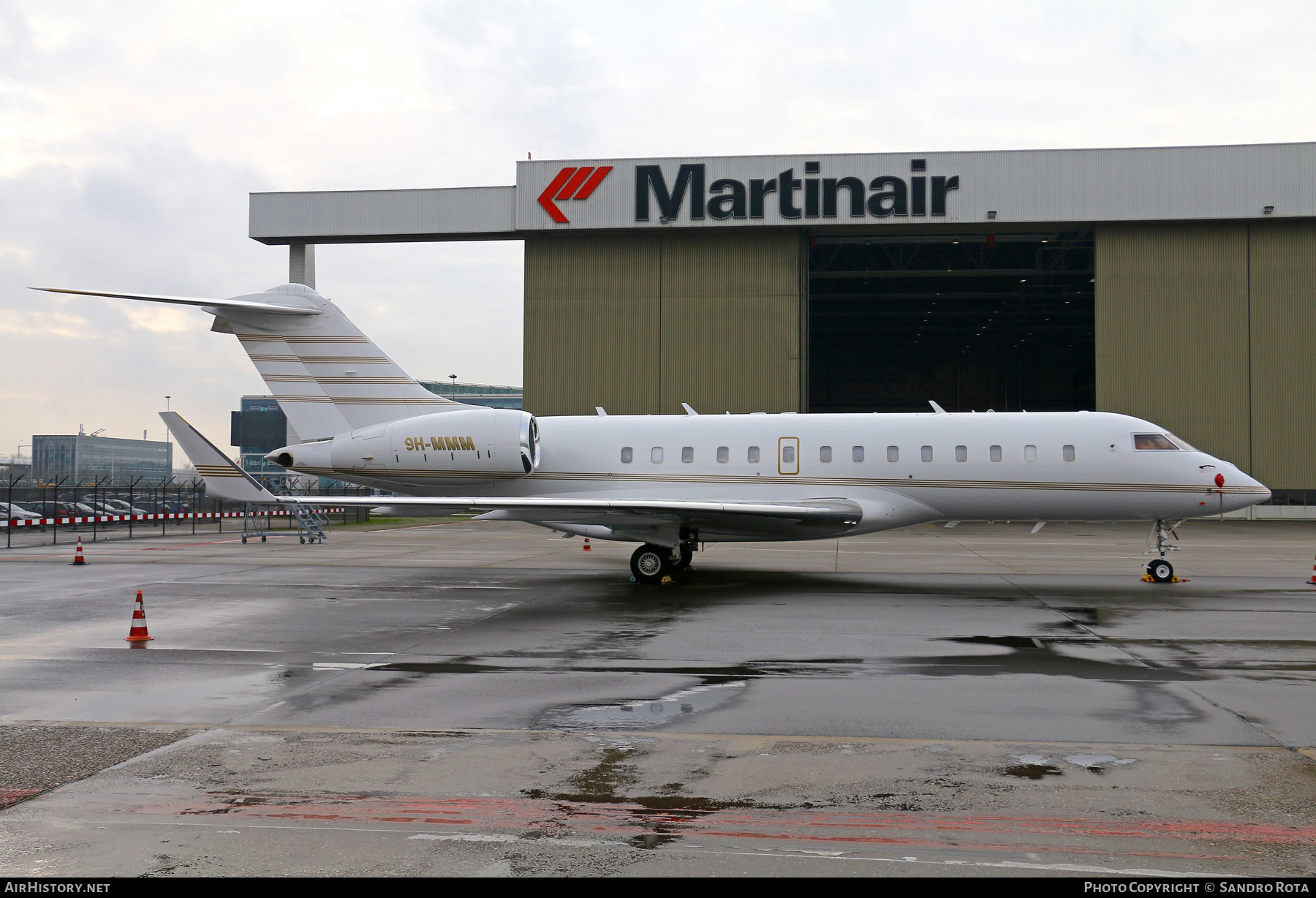 Aircraft Photo of 9H-MMM | Bombardier Global 5000 (BD-700-1A11) | AirHistory.net #378852