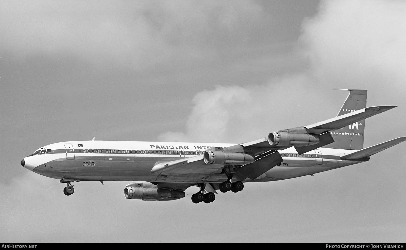 Aircraft Photo of AP-AWY | Boeing 707-340C | Pakistan International Airlines - PIA | AirHistory.net #378873
