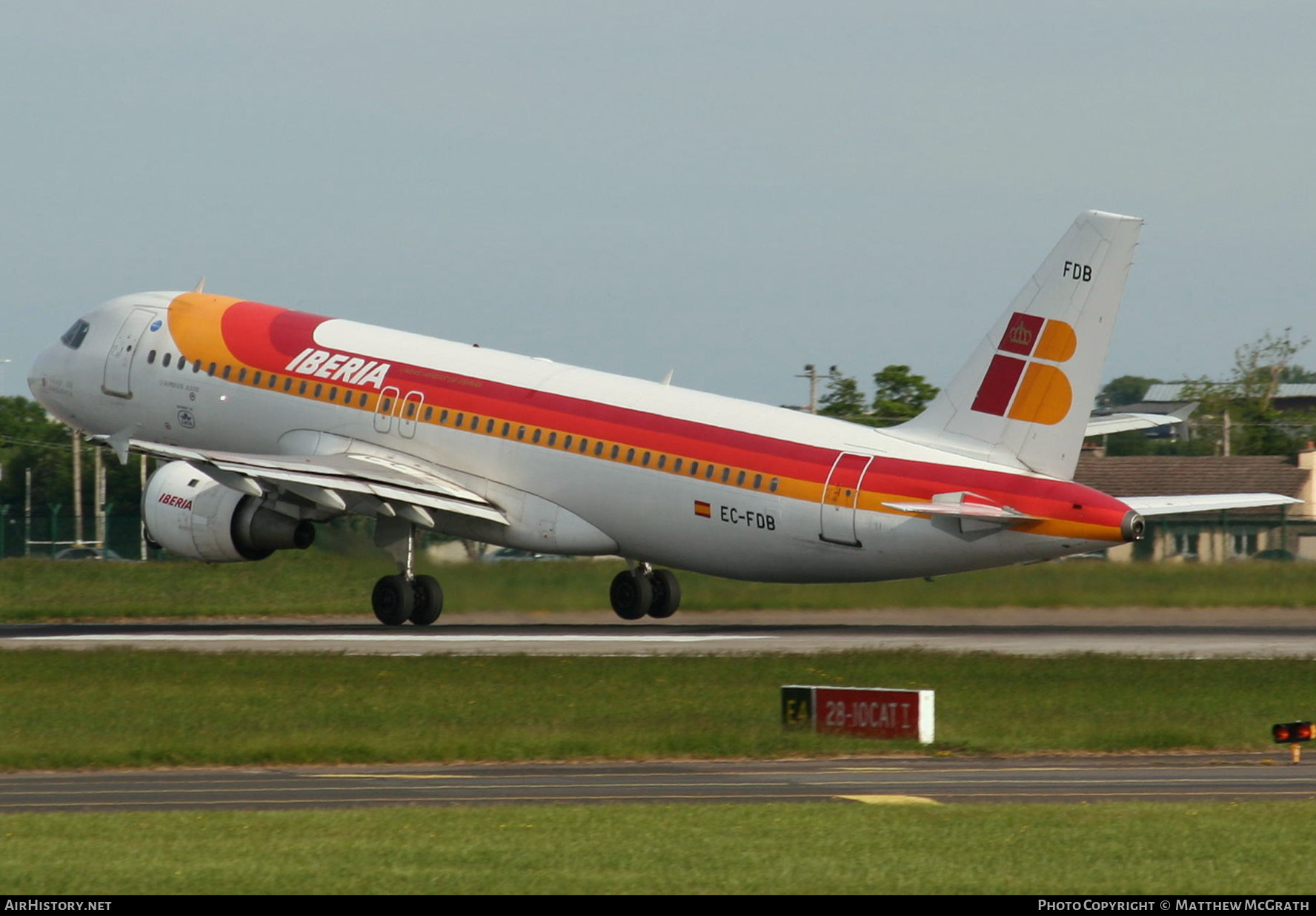 Aircraft Photo of EC-FDB | Airbus A320-211 | Iberia | AirHistory.net #379024