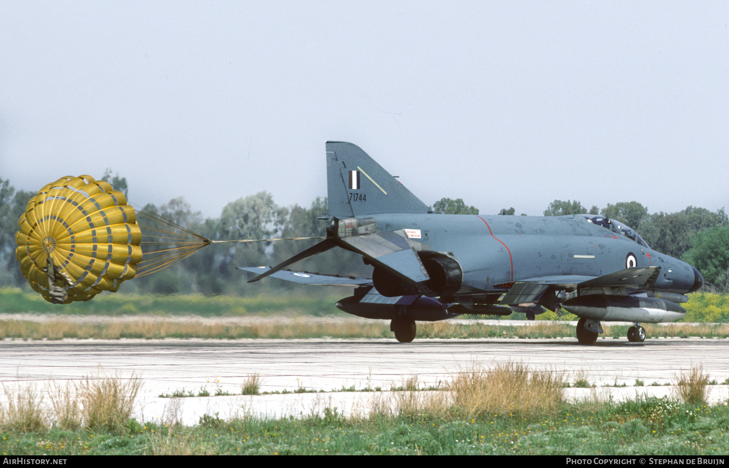 Aircraft Photo of 71744 | McDonnell Douglas F-4E Phantom II | Greece - Air Force | AirHistory.net #379165
