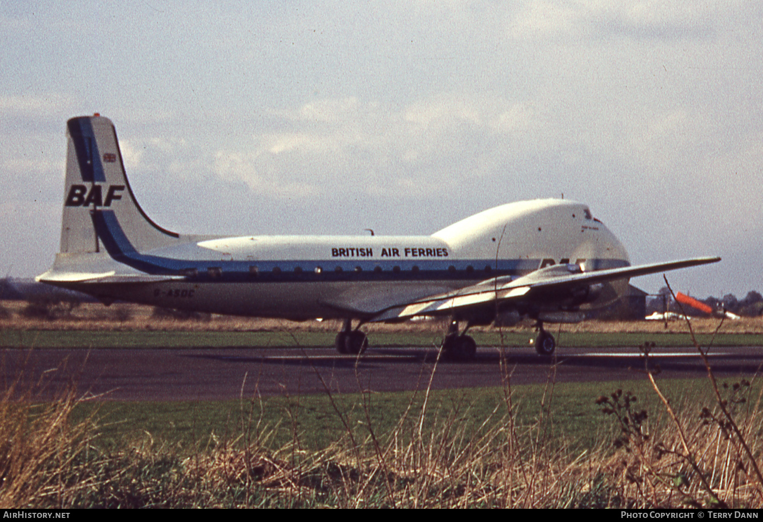 Aircraft Photo of G-ASDC | Aviation Traders ATL-98 Carvair | British Air Ferries - BAF | AirHistory.net #379184