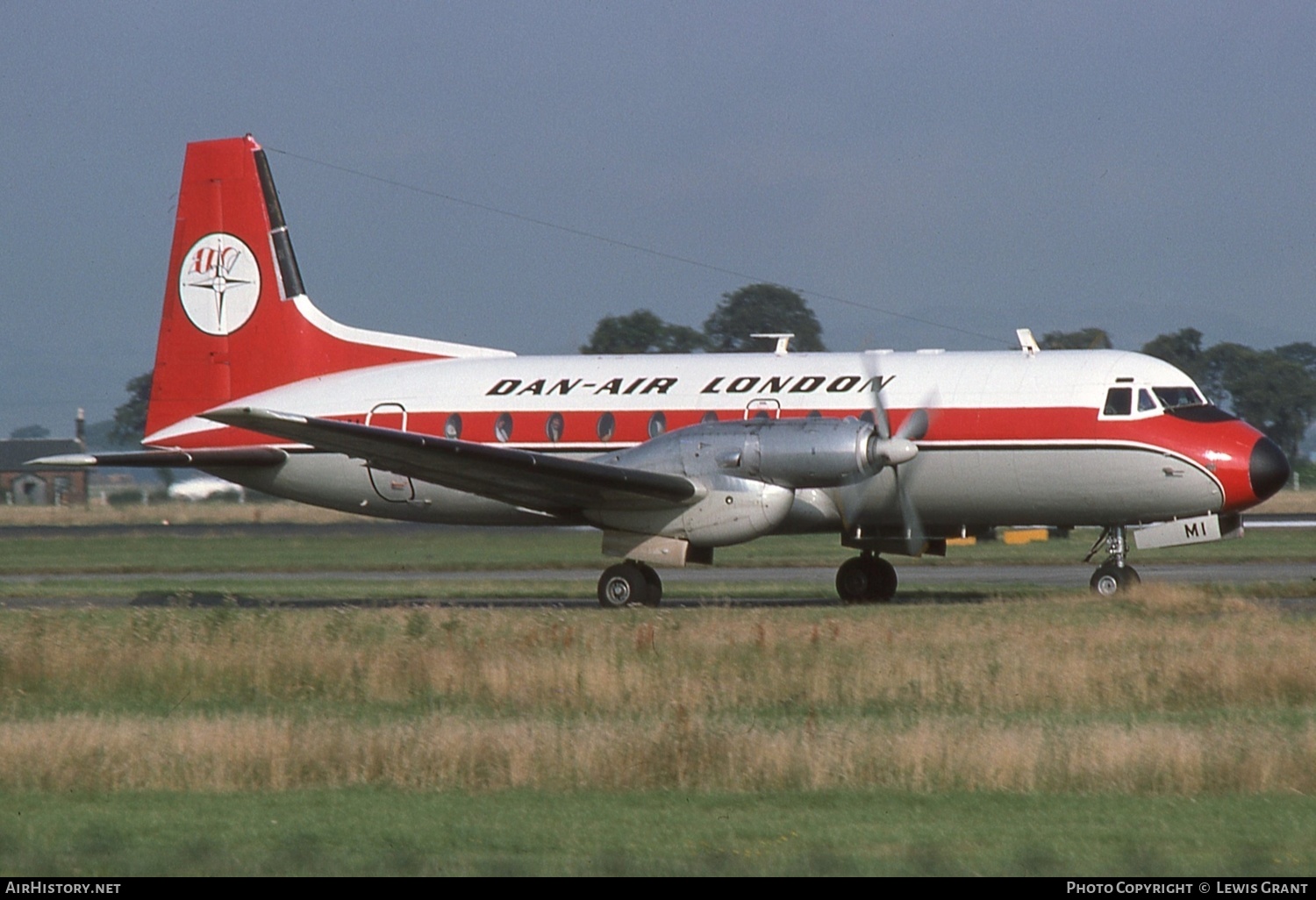 Aircraft Photo of G-ATMI | Hawker Siddeley HS-748 Srs2/225 | Dan-Air London | AirHistory.net #379217