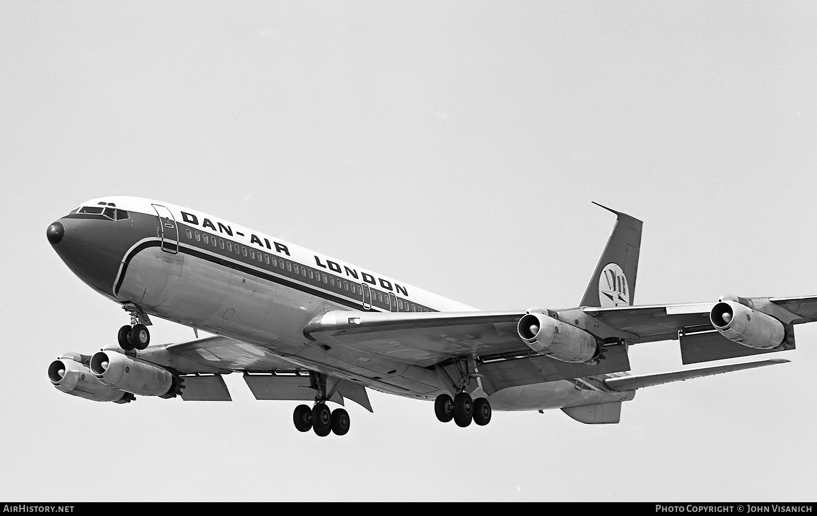 Aircraft Photo of G-AYSL | Boeing 707-321 | Dan-Air London | AirHistory.net #379339