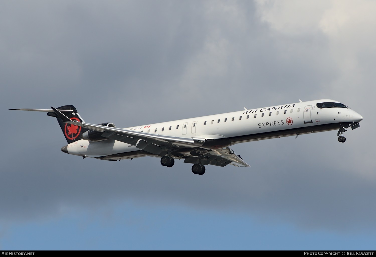 Aircraft Photo of C-GJIZ | Bombardier CRJ-900 (CL-600-2D24) | Air Canada Express | AirHistory.net #379419