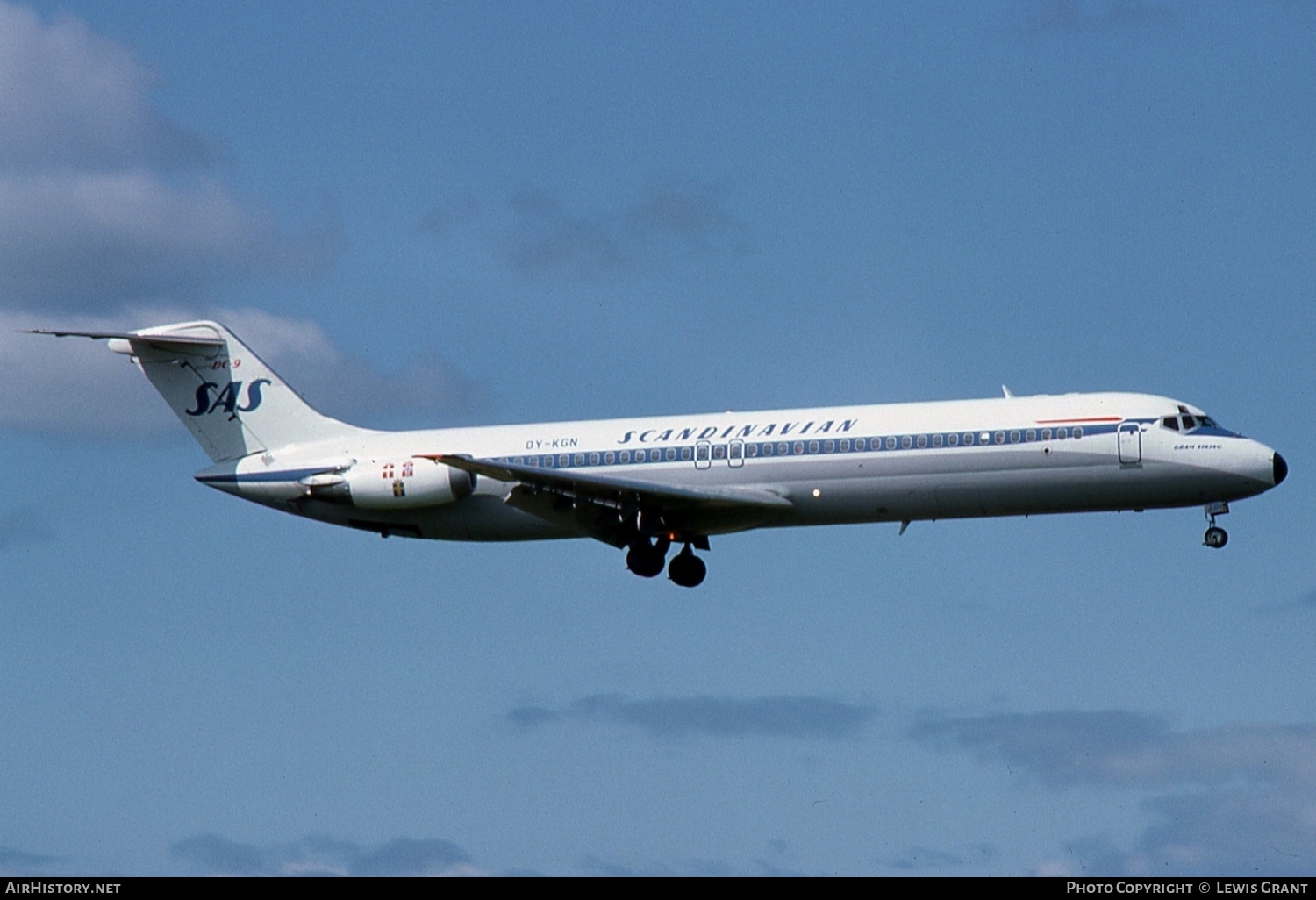 Aircraft Photo of OY-KGN | McDonnell Douglas DC-9-41 | Scandinavian Airlines - SAS | AirHistory.net #379483