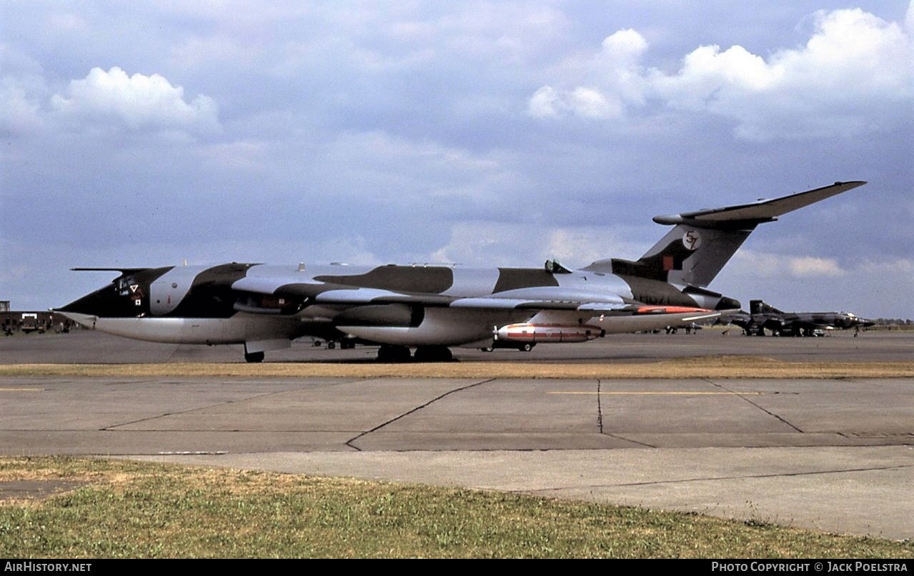 Aircraft Photo of XH671 | Handley Page HP-80 Victor K2 | UK - Air Force | AirHistory.net #379484