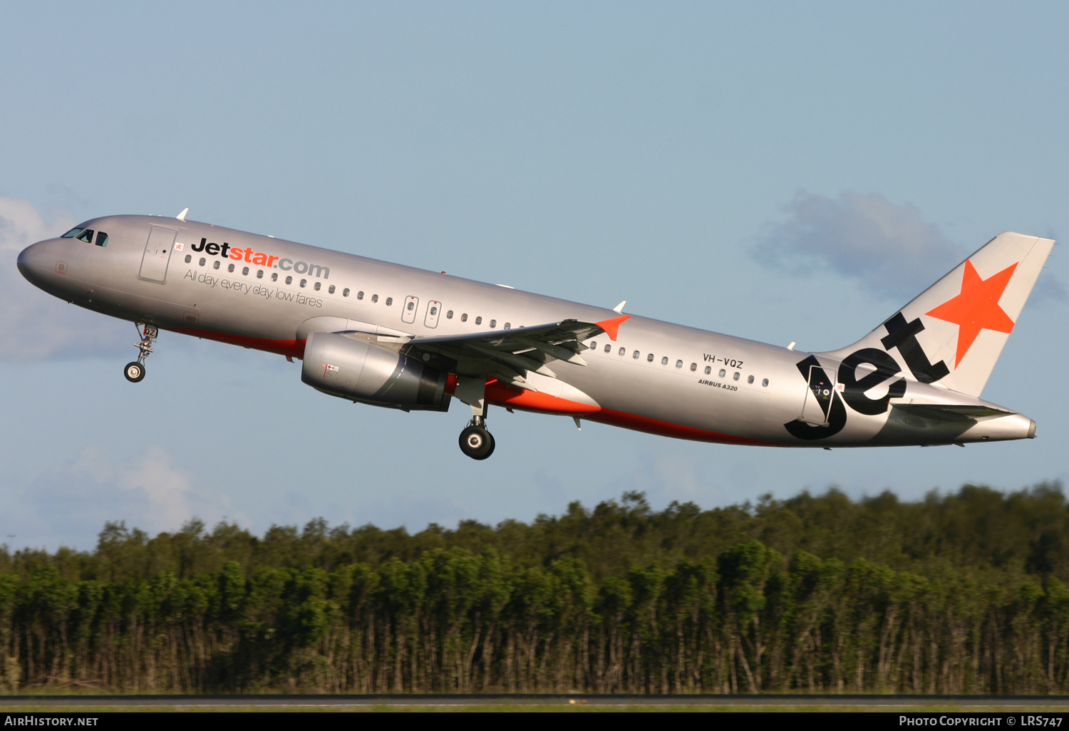 Aircraft Photo of VH-VQZ | Airbus A320-232 | Jetstar Airways | AirHistory.net #379551