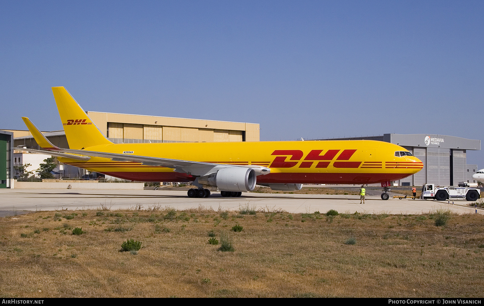 Aircraft Photo of N399AN | Boeing 767-323/ER(BDSF) | DHL International | AirHistory.net #379563