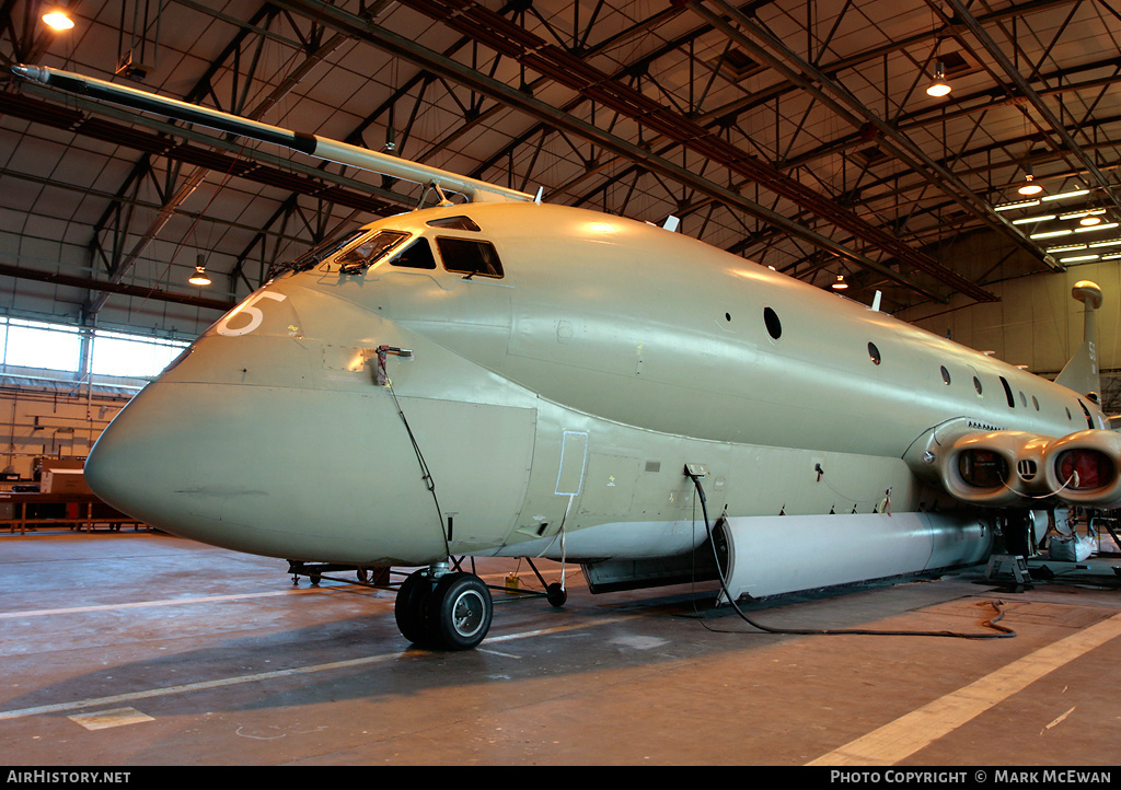 Aircraft Photo of XV255 | Hawker Siddeley HS-801 Nimrod MR.2P | UK - Air Force | AirHistory.net #379567