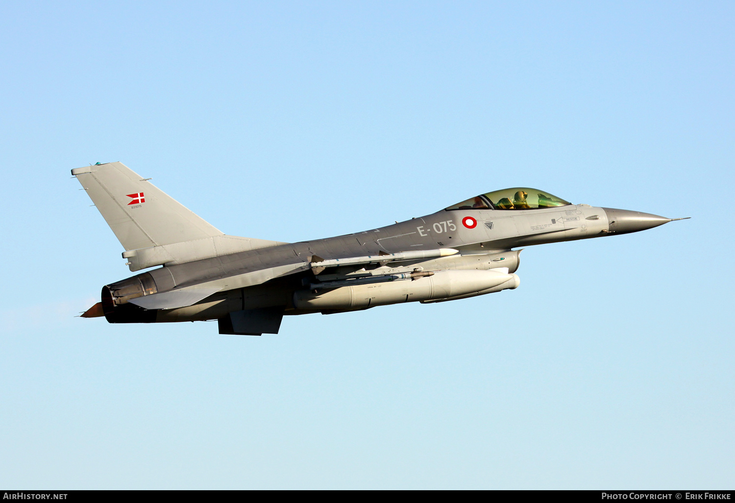 Aircraft Photo of E-075 | General Dynamics F-16AM Fighting Falcon | Denmark - Air Force | AirHistory.net #379580