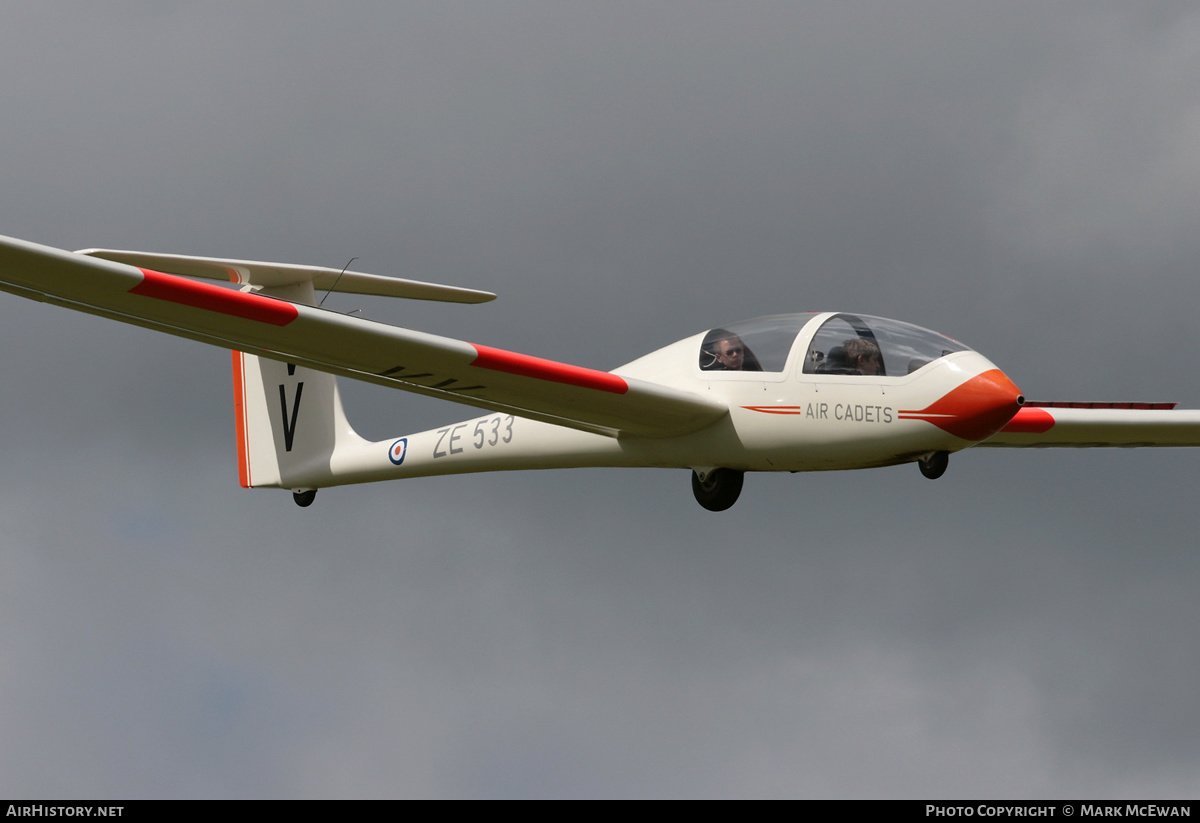 Aircraft Photo of ZE533 | Grob G-103A Viking TX1 | UK - Air Force | AirHistory.net #379581