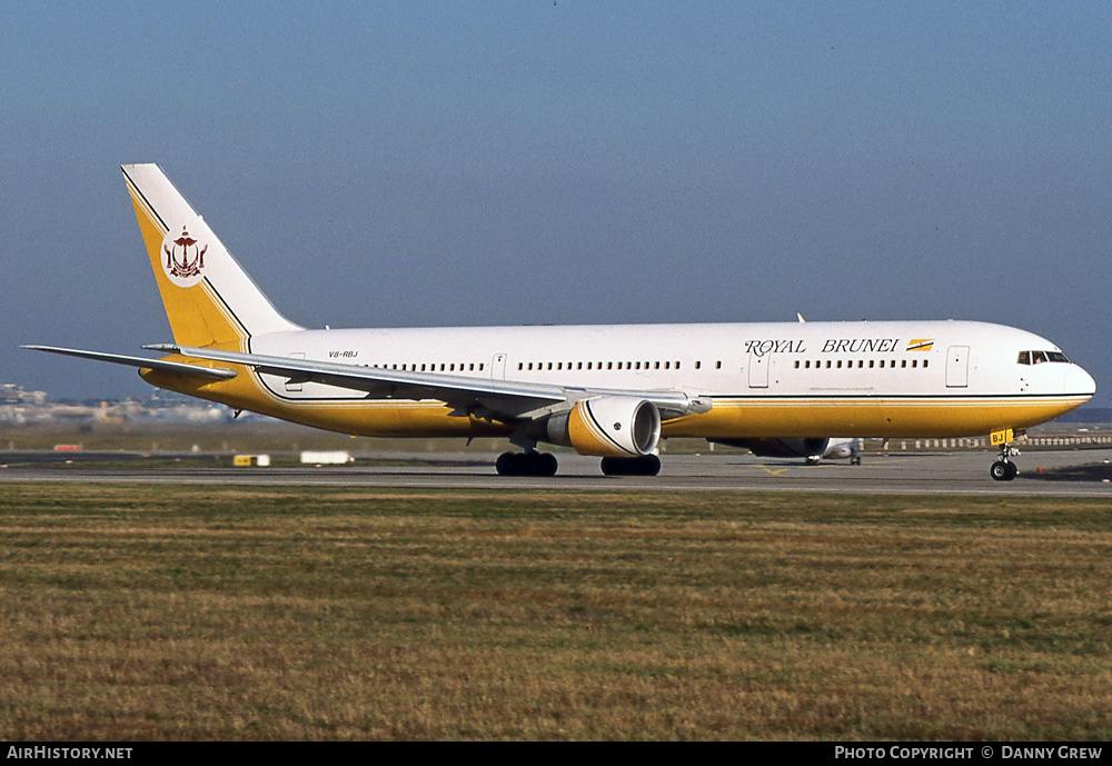Aircraft Photo of V8-RBJ | Boeing 767-33A/ER | Royal Brunei Airlines | AirHistory.net #379597