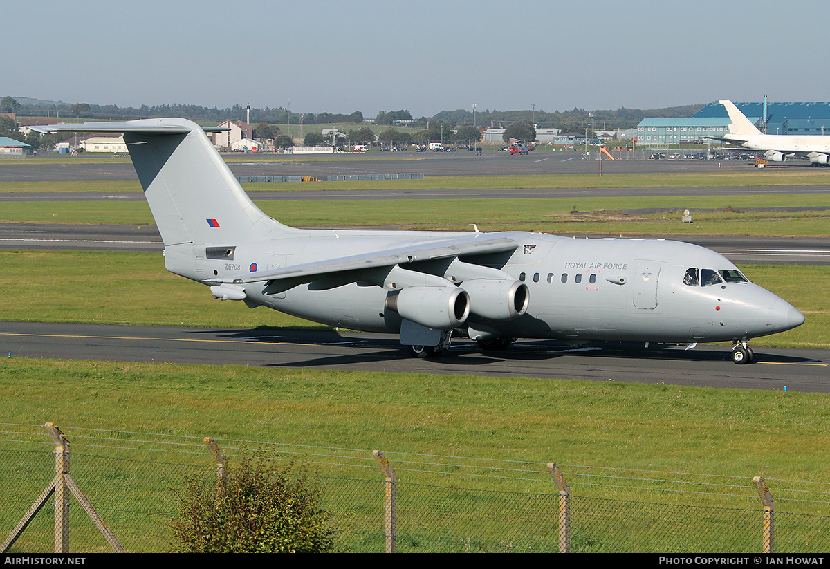 Aircraft Photo of ZE708 | British Aerospace BAe-146 C.3 | UK - Air Force | AirHistory.net #379609