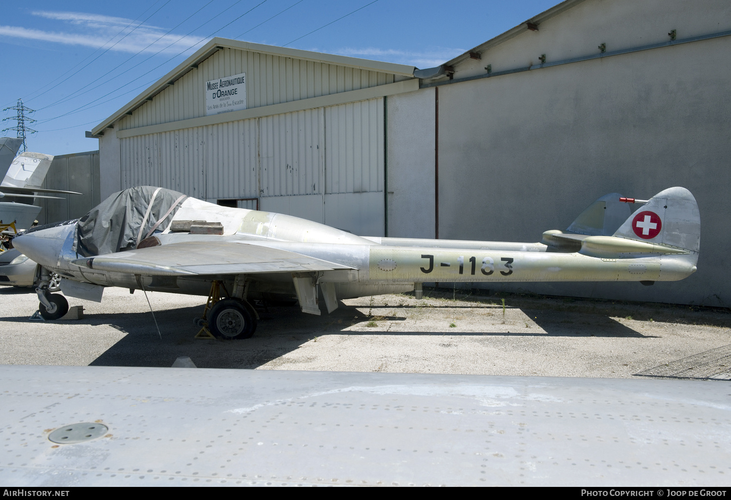 Aircraft Photo of J-1183 | De Havilland D.H. 100 Vampire FB6 | Switzerland - Air Force | AirHistory.net #379754