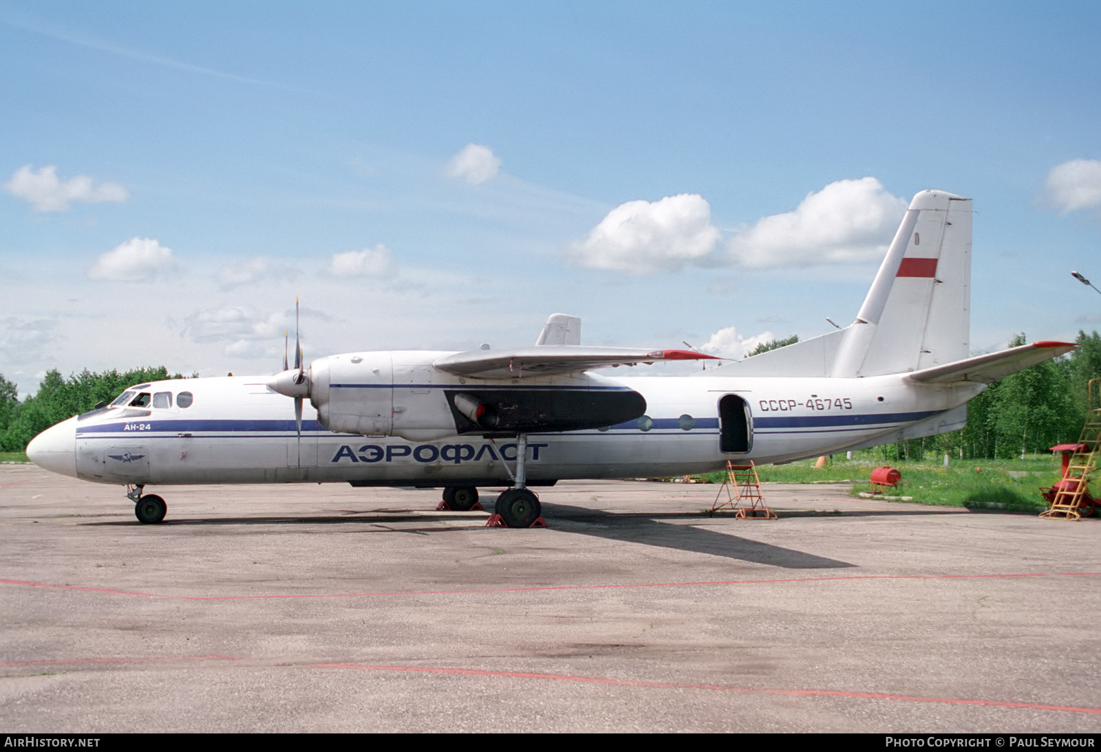 Aircraft Photo of CCCP-46745 | Antonov An-24 | Aeroflot | AirHistory.net #379799