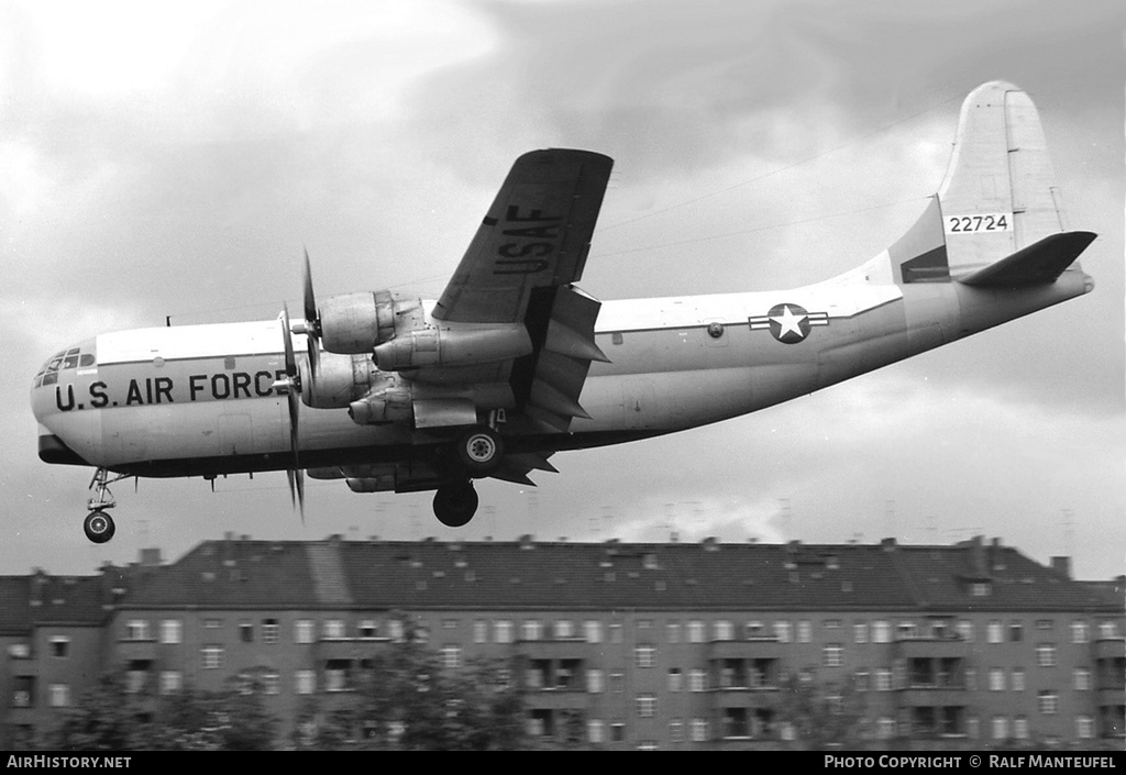 Aircraft Photo of 52-2724 / 22724 | Boeing EC-97G Stratofreighter | USA - Air Force | AirHistory.net #379857