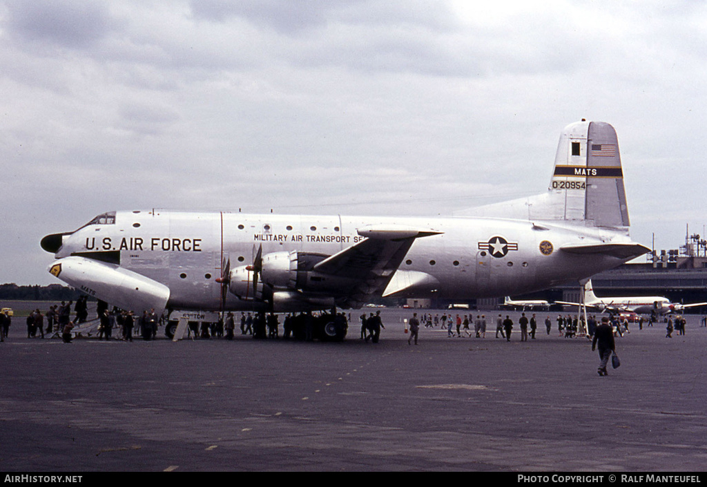 Aircraft Photo of 52-954 / 0-20954 | Douglas C-124C Globemaster II | USA - Air Force | AirHistory.net #379868