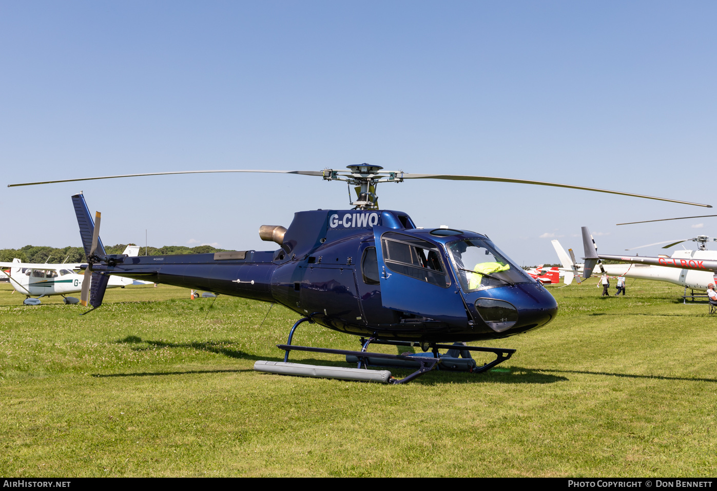 Aircraft Photo of G-CIWO | Aerospatiale AS-350B-3 Ecureuil | AirHistory.net #379908