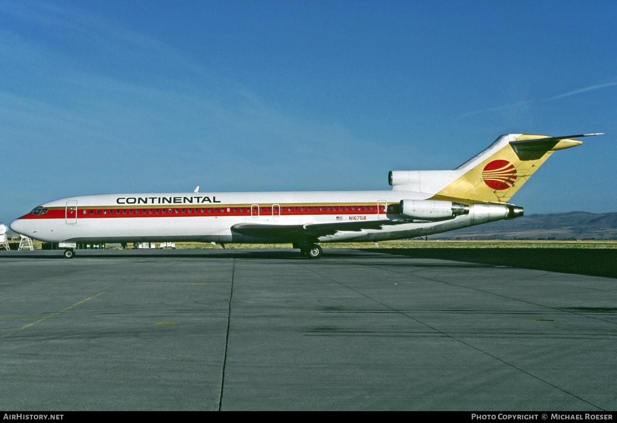 Aircraft Photo of N16758 | Boeing 727-227/Adv | Continental Airlines | AirHistory.net #379950