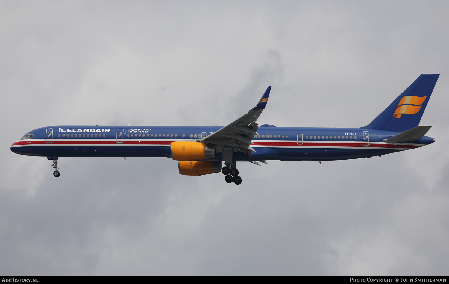 Aircraft Photo of TF-ISX | Boeing 757-3E7 | Icelandair | AirHistory.net #380022