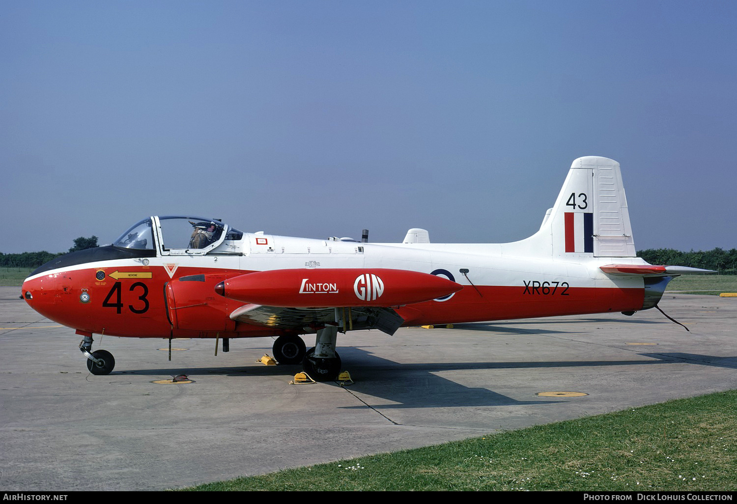 Aircraft Photo of XR672 | Hunting P.84 Jet Provost T4 | UK - Air Force | AirHistory.net #380053