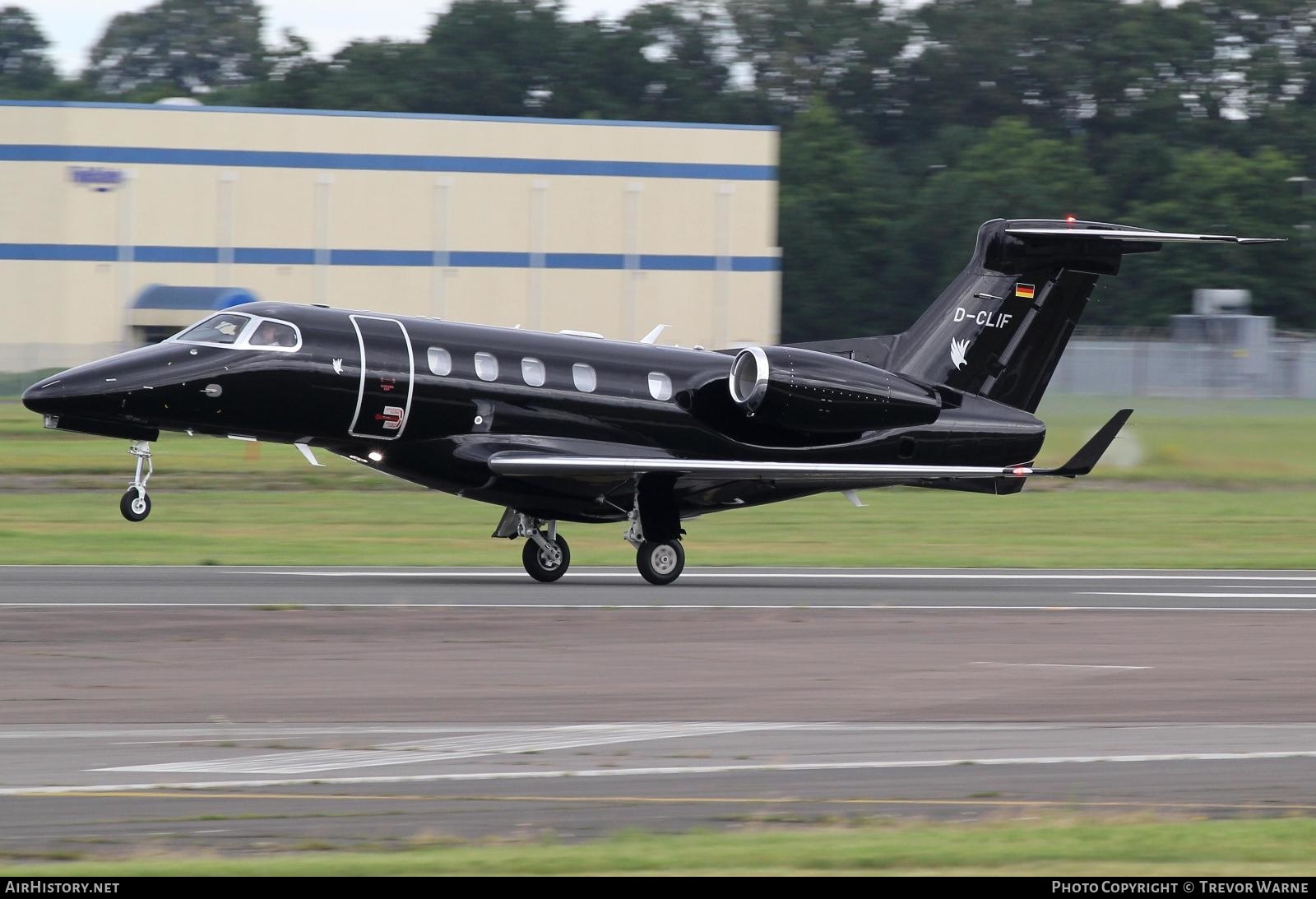 Aircraft Photo of D-CLIF | Embraer EMB-505 Phenom 300 | AirHistory.net #380113