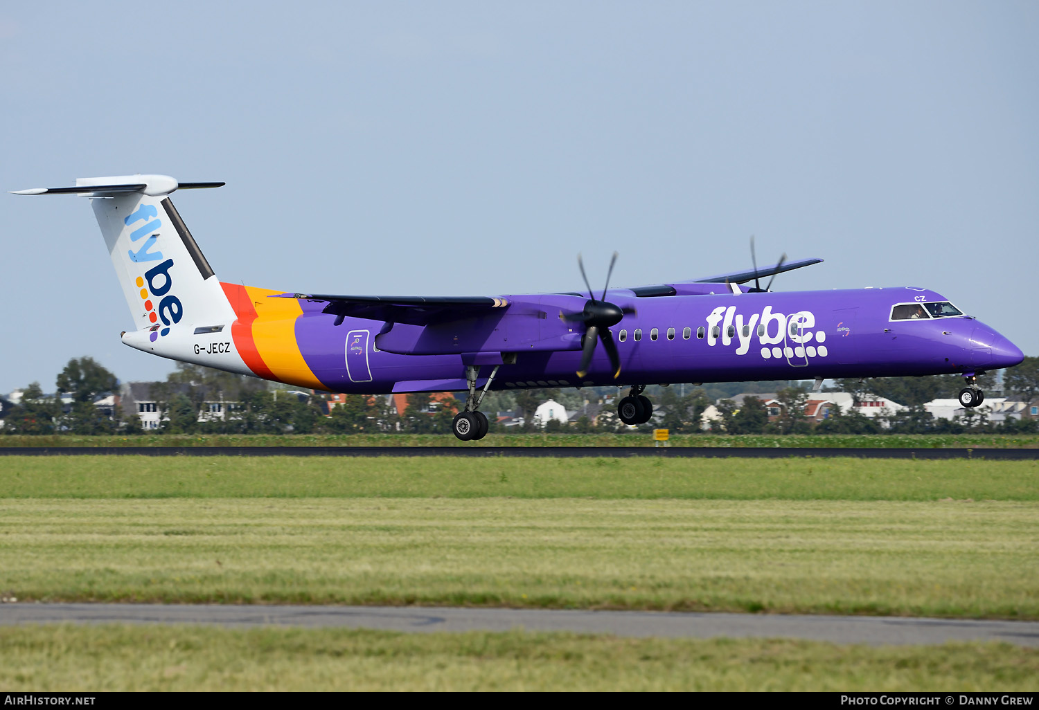 Aircraft Photo of G-JECZ | Bombardier DHC-8-402 Dash 8 | Flybe | AirHistory.net #380181