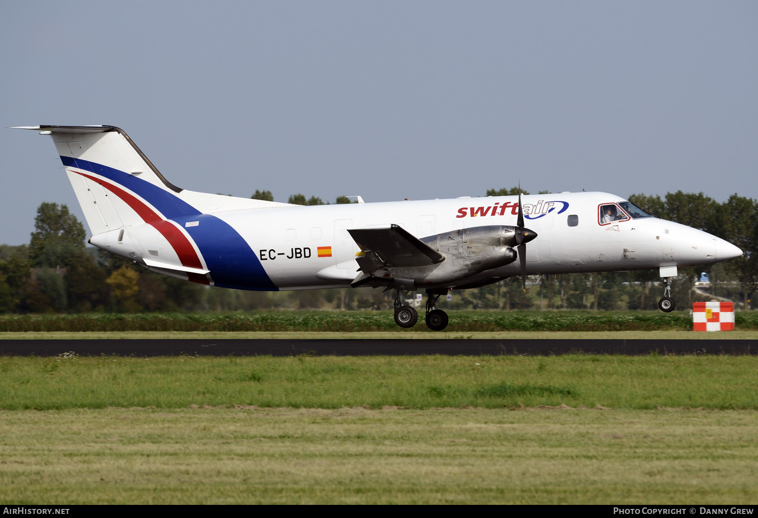 Aircraft Photo of EC-JBD | Embraer EMB-120(ERF) Brasilia | Swiftair | AirHistory.net #380183