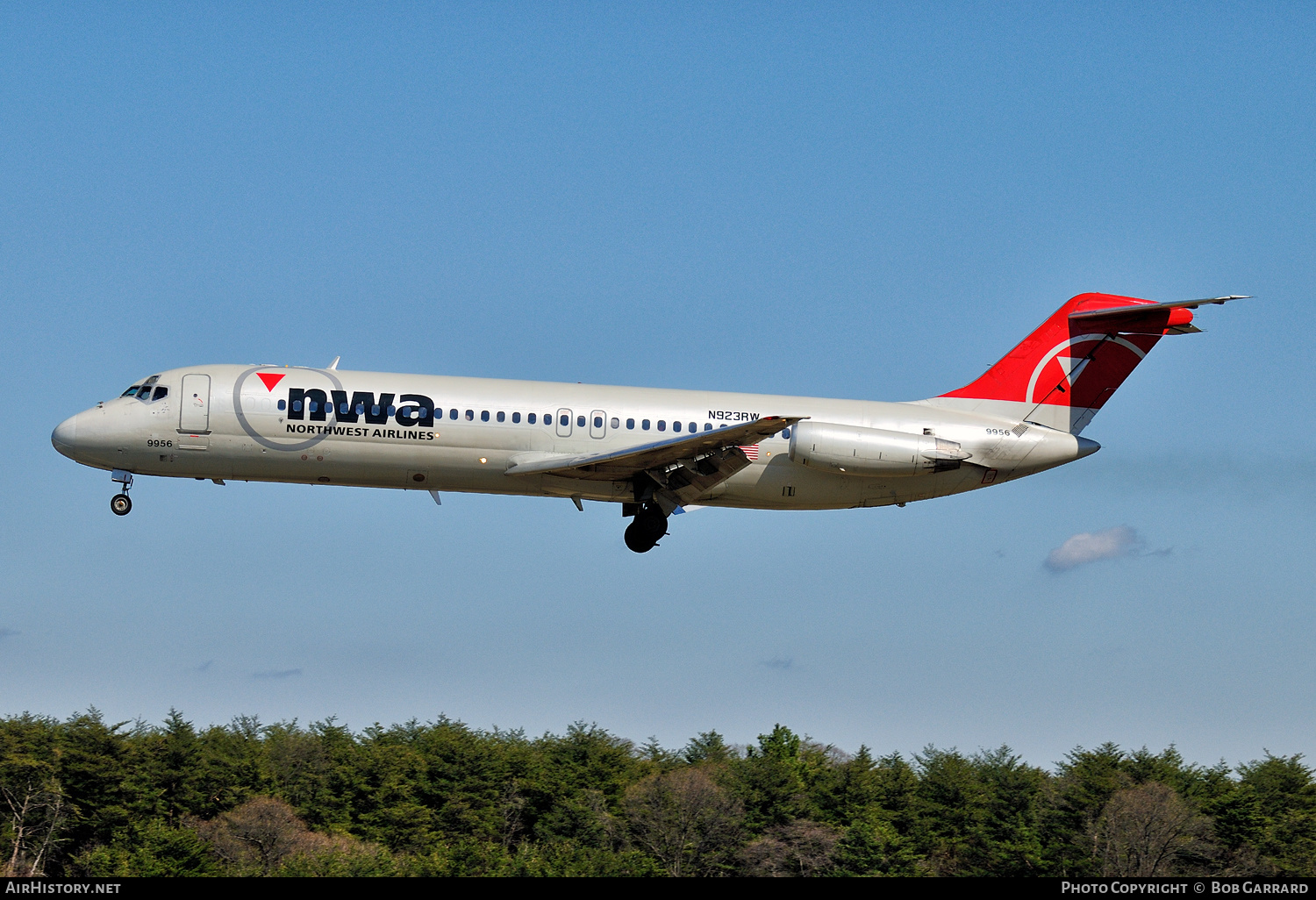 Aircraft Photo of N923RW | McDonnell Douglas DC-9-31 | Northwest Airlines | AirHistory.net #380190