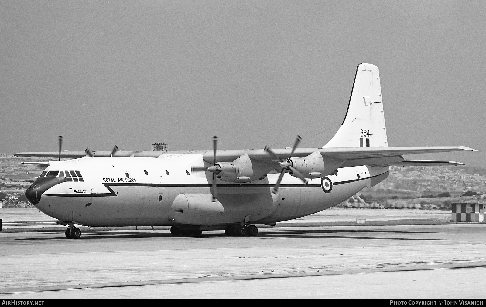 Aircraft Photo of XR364 | Short SC.5 Belfast C1 | UK - Air Force | AirHistory.net #380213