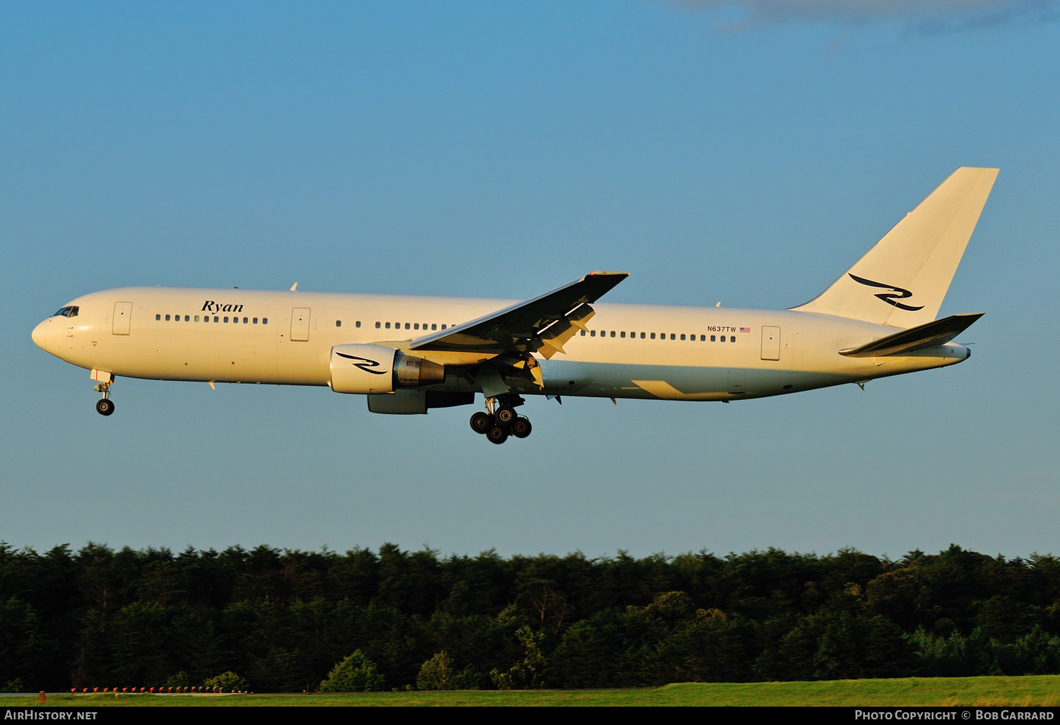 Aircraft Photo of N637TW | Boeing 767-33A/ER | Ryan International Airlines | AirHistory.net #380217