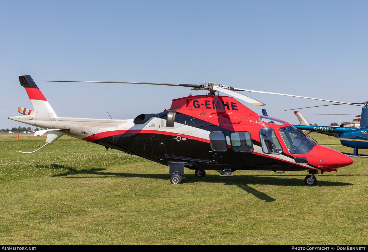 Aircraft Photo of G-EMHE | Agusta A-109S Grand | AirHistory.net #380235