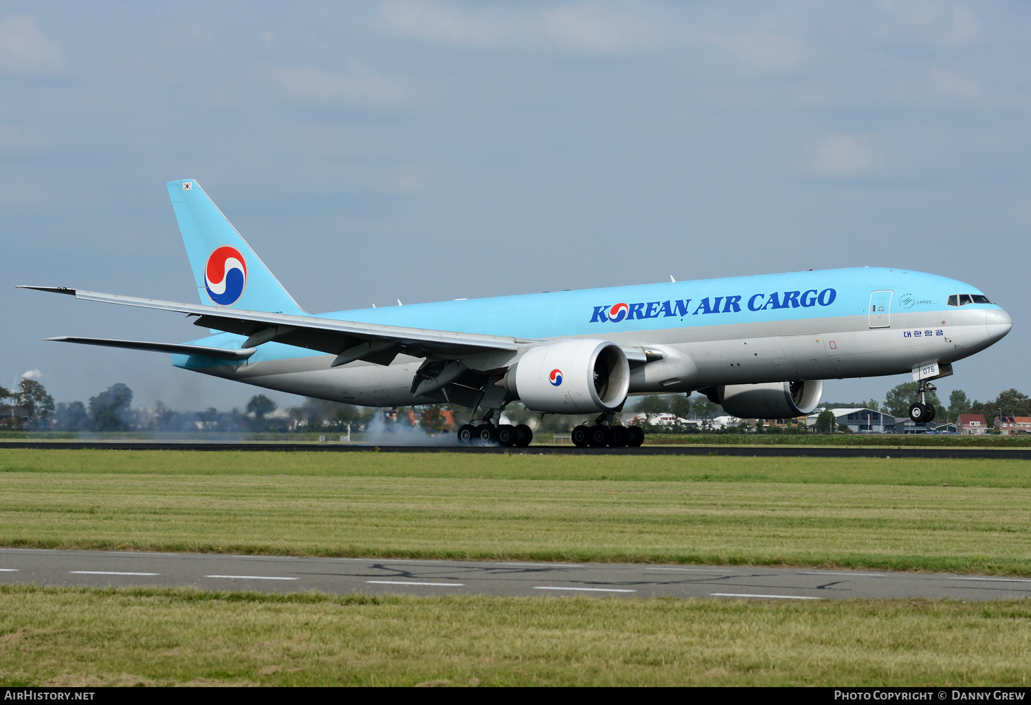 Aircraft Photo of HL8076 | Boeing 777-F | Korean Air Cargo | AirHistory.net #380256
