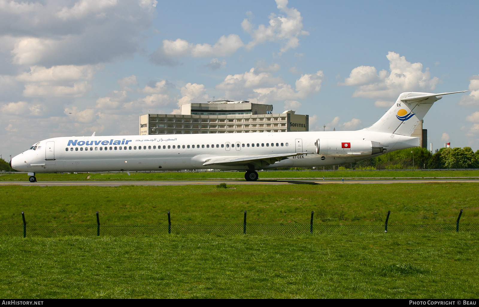 Aircraft Photo of EI-CEK | McDonnell Douglas MD-83 (DC-9-83) | Nouvelair Tunisie | AirHistory.net #380264