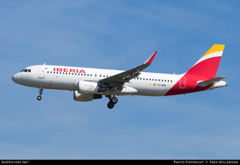 Aircraft Photo of EC-MDK | Airbus A320-214 | Iberia | AirHistory.net #380286