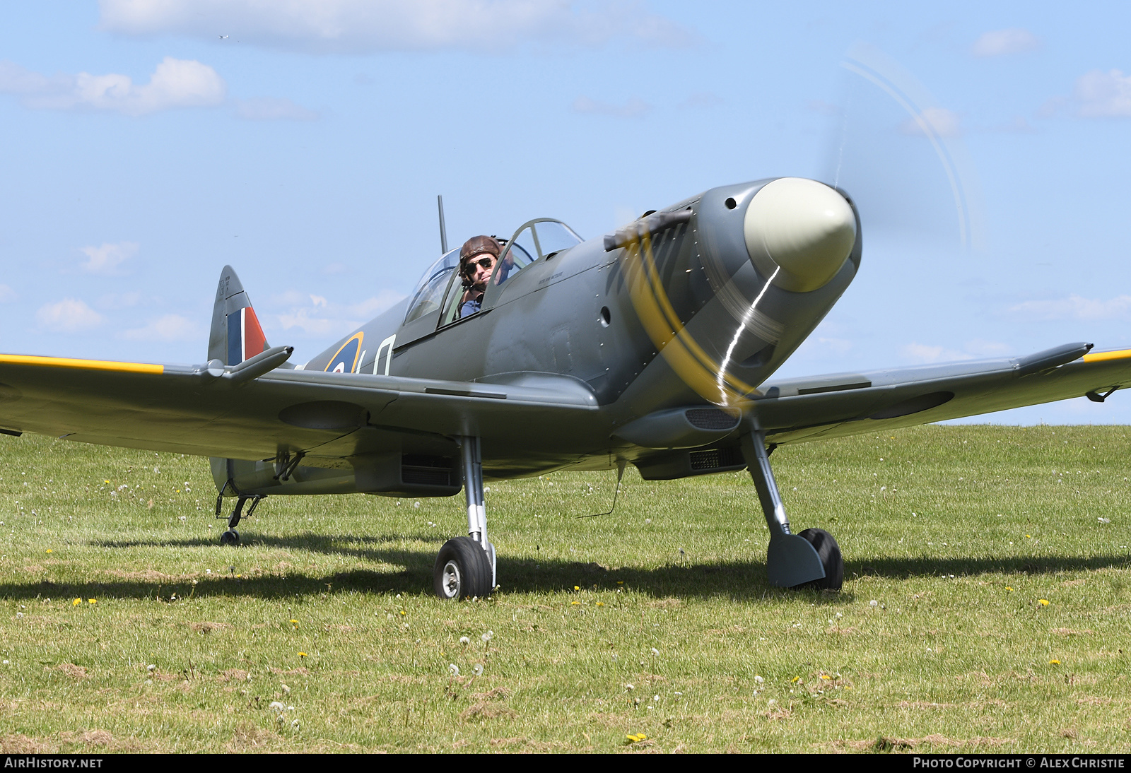 Aircraft Photo of G-CJWW / MH526 | Supermarine Aircraft Spitfire Mk26 | UK - Air Force | AirHistory.net #380351