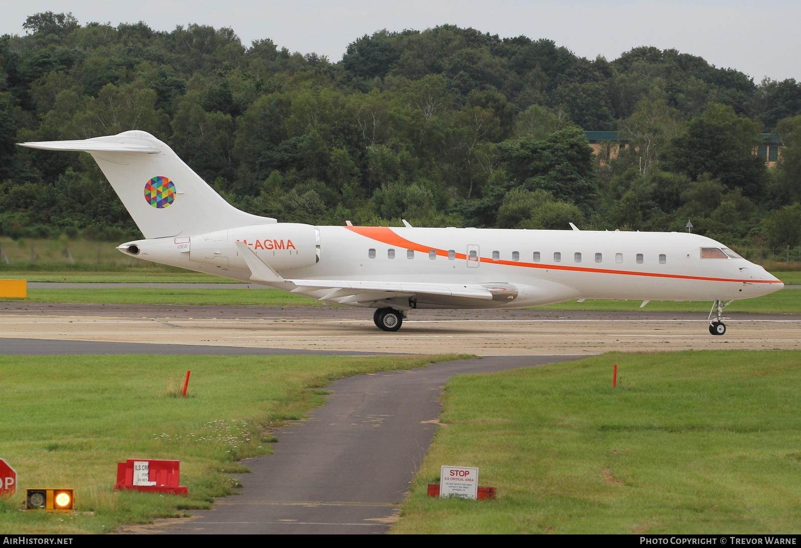 Aircraft Photo of M-AGMA | Bombardier Global Express XRS (BD-700-1A10) | AirHistory.net #380366