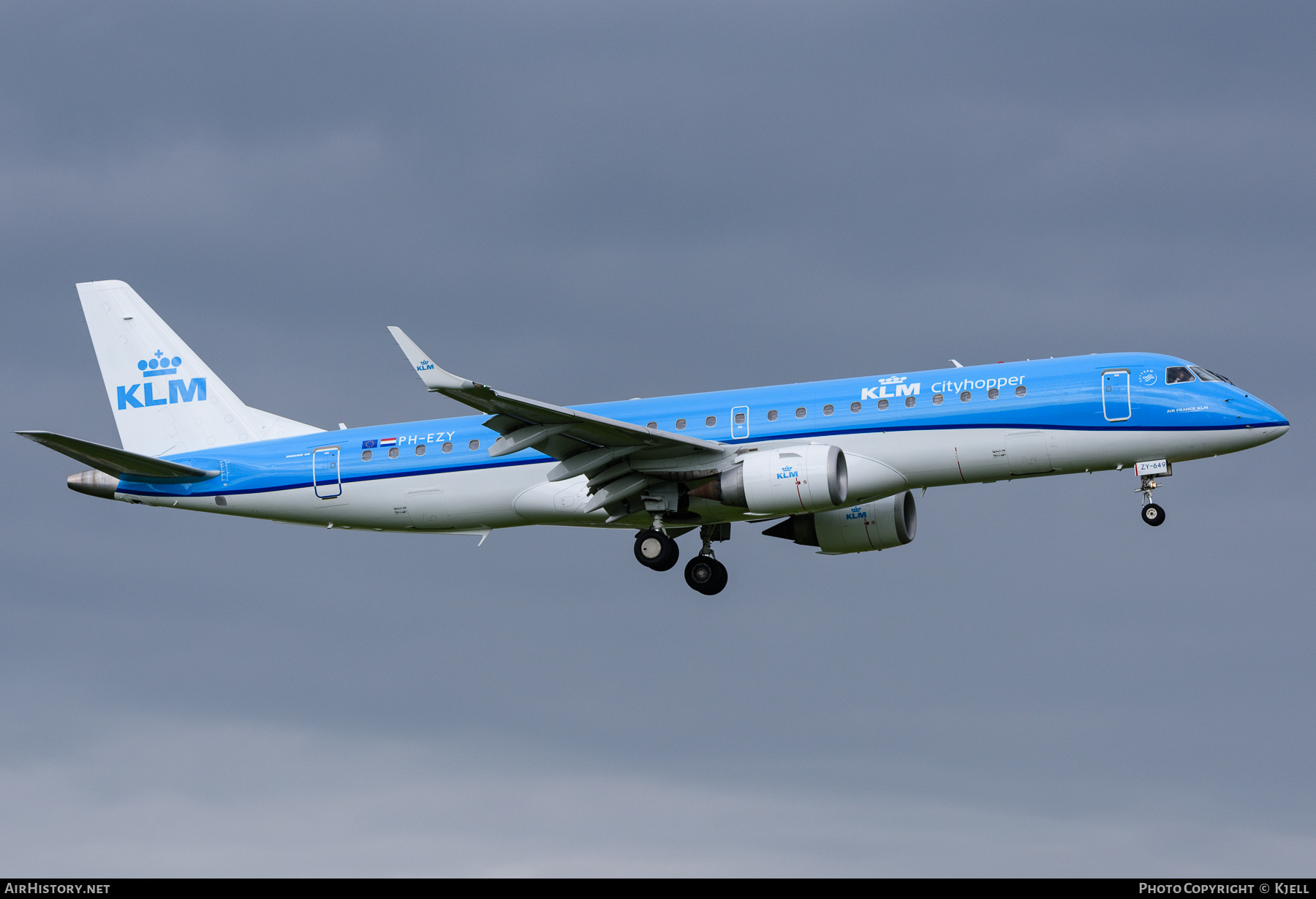 Aircraft Photo of PH-EZY | Embraer 190STD (ERJ-190-100STD) | KLM Cityhopper | AirHistory.net #380531