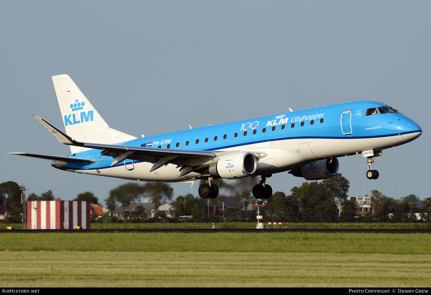 Aircraft Photo of PH-EXM | Embraer 175STD (ERJ-170-200STD) | KLM Cityhopper | AirHistory.net #380582